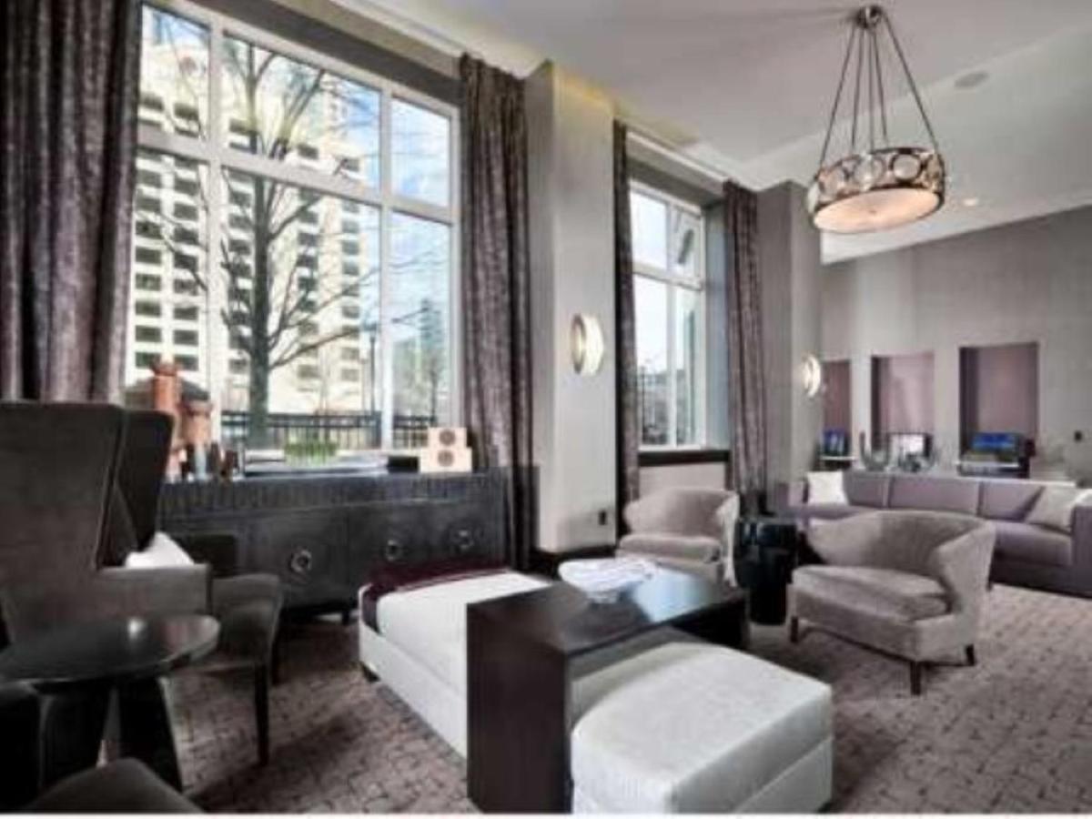 Bluebird Suites Near Newport Centre เจอร์ซีย์ซิตี้ ภายนอก รูปภาพ